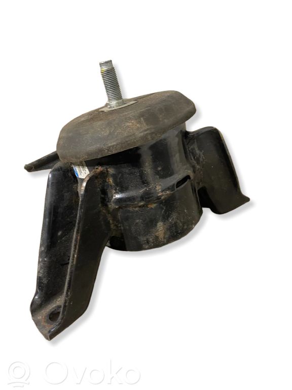Hyundai Tucson TL Engine mount bracket 