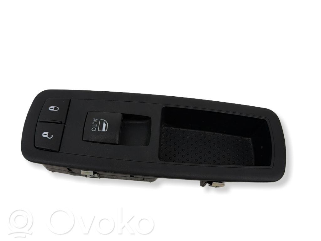 Electric window control switch   68268251AC,10123707