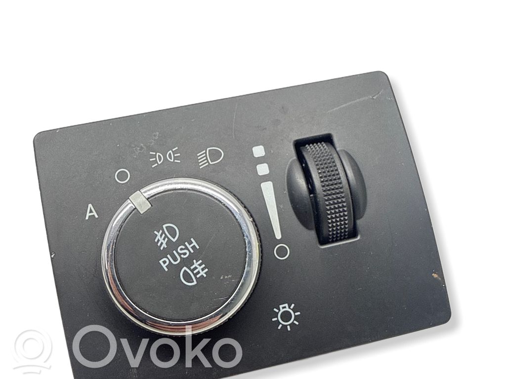 Jeep Grand Cherokee Light switch 