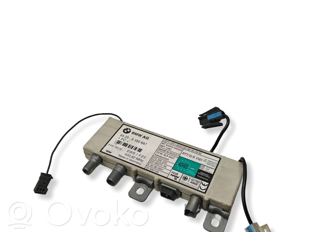 BMW 7 E38 Antenos stiprintuvas 