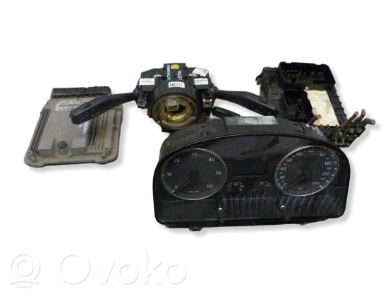 Volkswagen Touran I Unitate/modul de control motor 