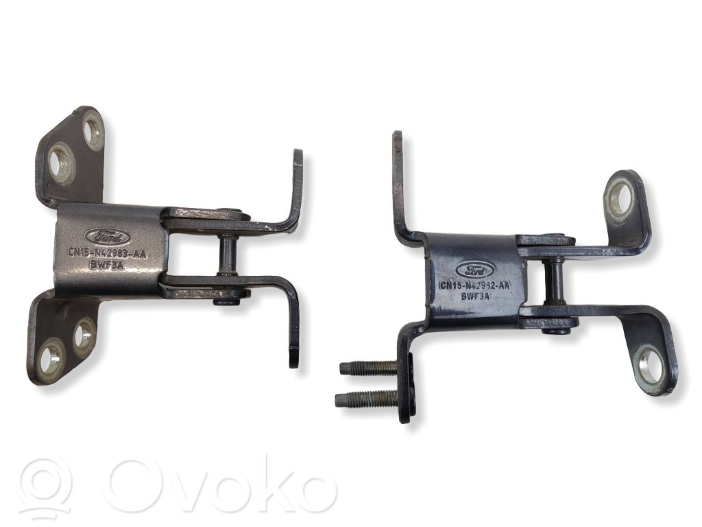 Ford Ecosport Tailgate/trunk/boot hinge 