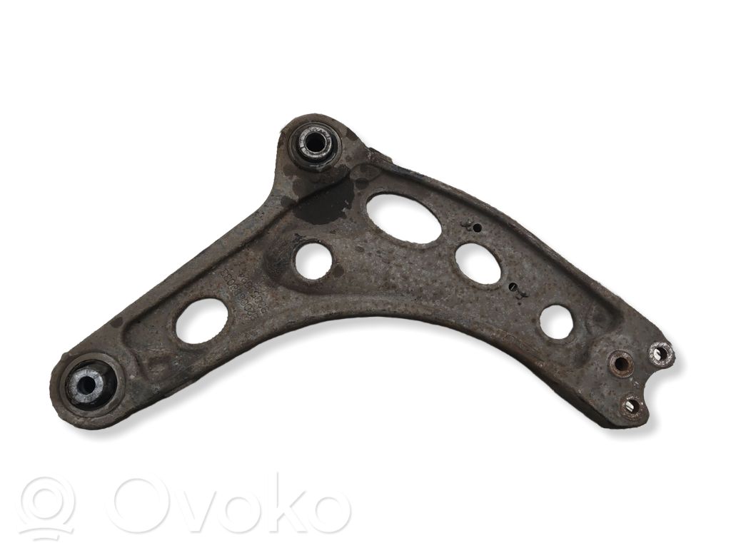 Opel Vivaro Front lower control arm/wishbone 