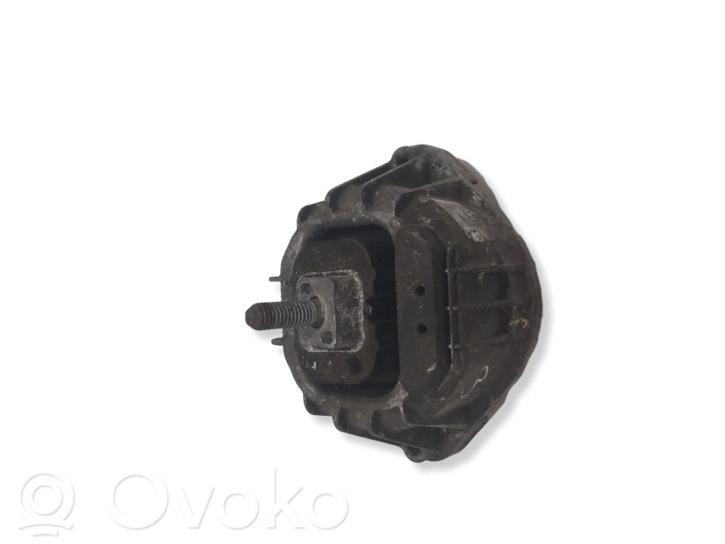 Moottorin kiinnikekorvake   13981112