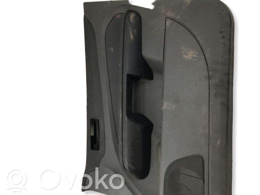 Ford Focus Revestimiento de puerta delantera 