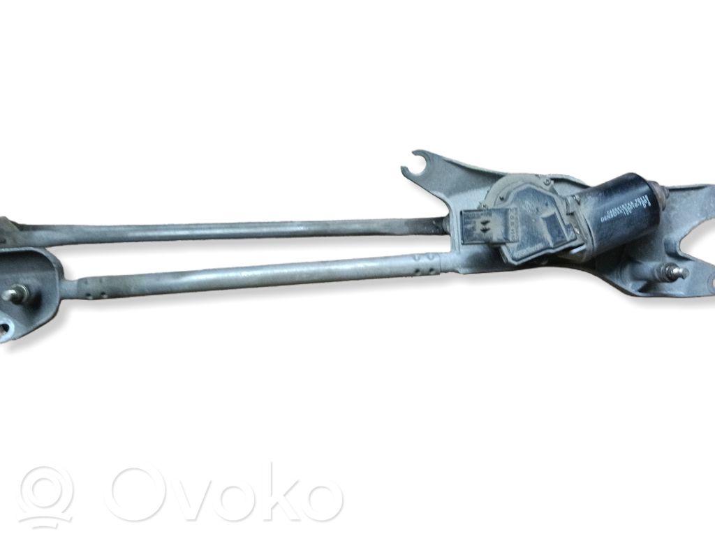 Chrysler Pacifica Front wiper linkage 