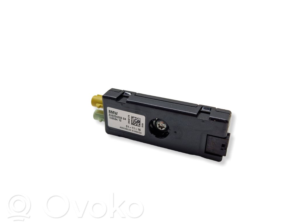 BMW i3 Antenos stiprintuvas 