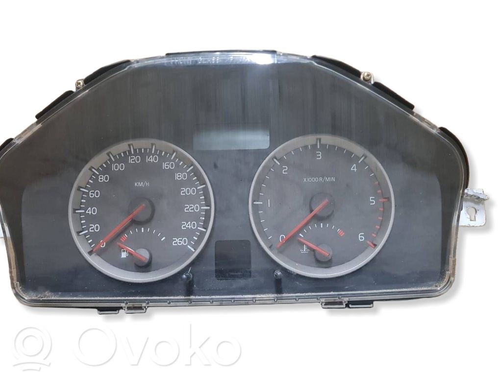Volvo V50 Speedometer (instrument cluster) 