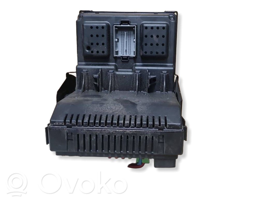 Módulo de fusible   30795115,28073265