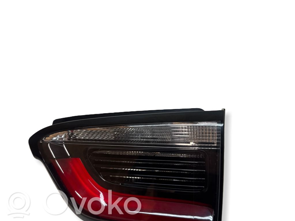 Jeep Compass Takaluukun takavalot 