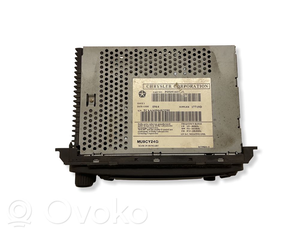 Chrysler Grand Voyager IV Panel / Radioodtwarzacz CD/DVD/GPS 