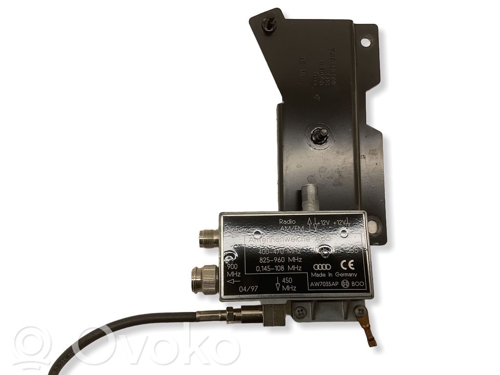 Audi A8 S8 D2 4D Antenos stiprintuvas 