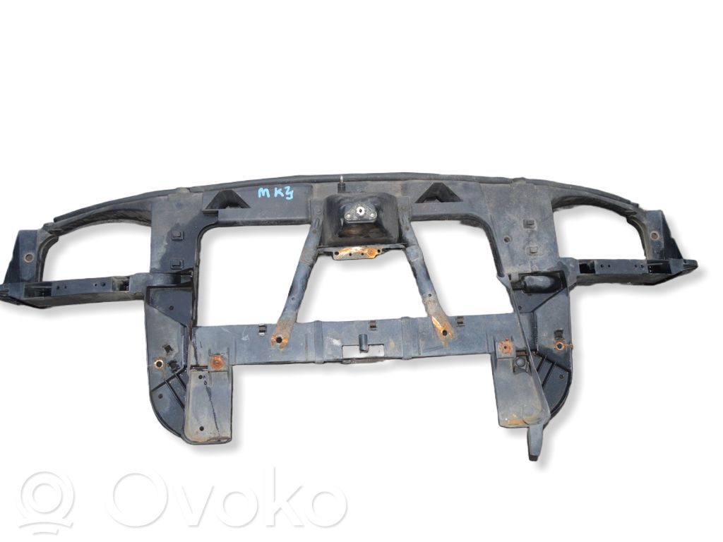 Ford Mondeo Mk III Pas przedni 