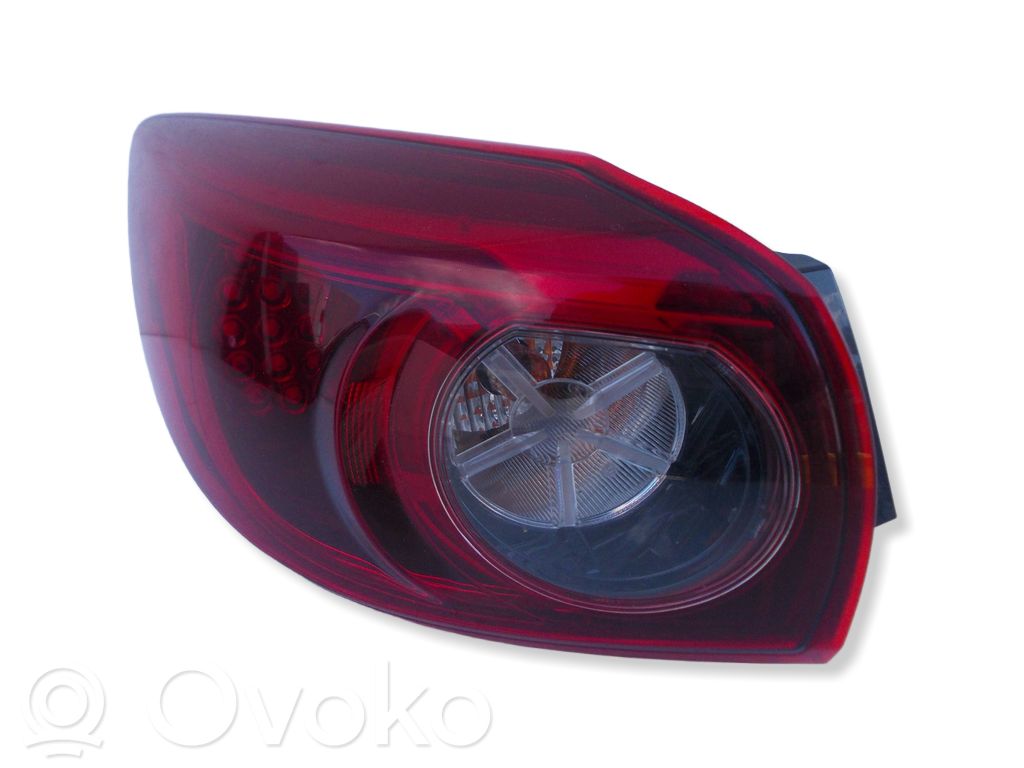 Mazda 3 II Luz trasera/de freno 