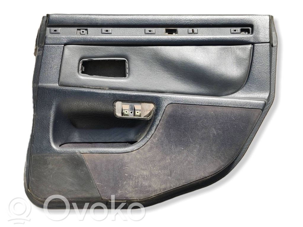Audi A8 S8 D2 4D Takaoven verhoilu 