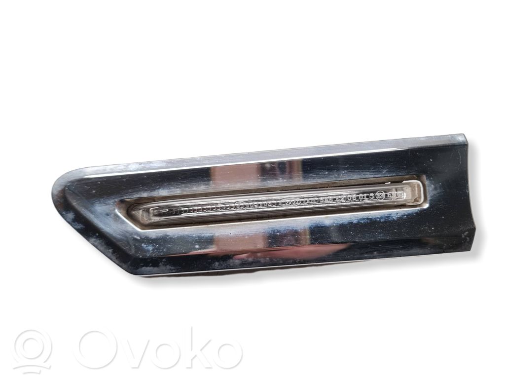 BMW 7 F01 F02 F03 F04 Semnalizator bară față 
