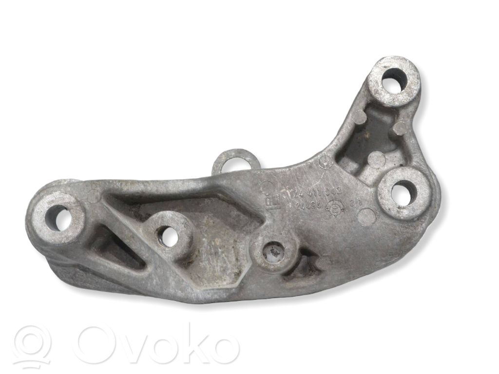 Opel Corsa E Suport motor 