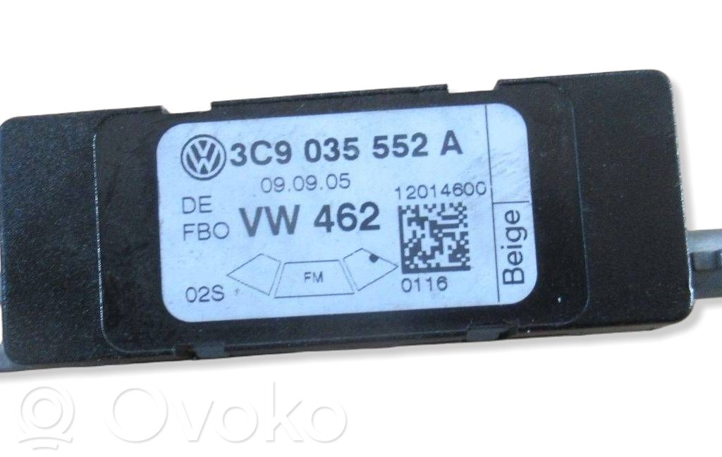 Volkswagen PASSAT B6 Wzmacniacz anteny 