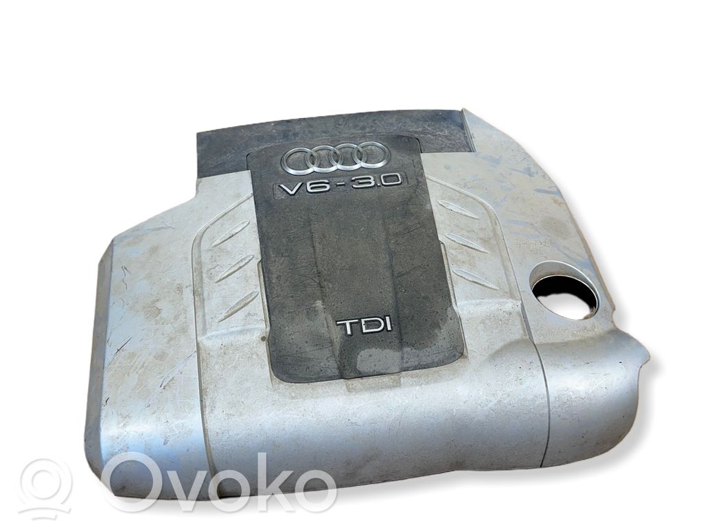 Audi Q7 4L Capac protecție motor 