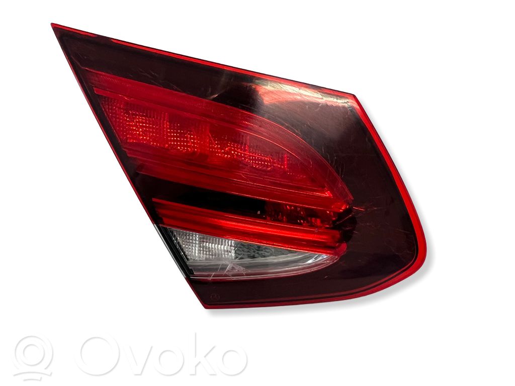 Mercedes-Benz C W205 Lampy tylnej klapy bagażnika 