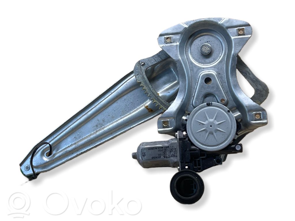 Toyota Yaris Podnośnik szyby drzwi z silniczkiem 