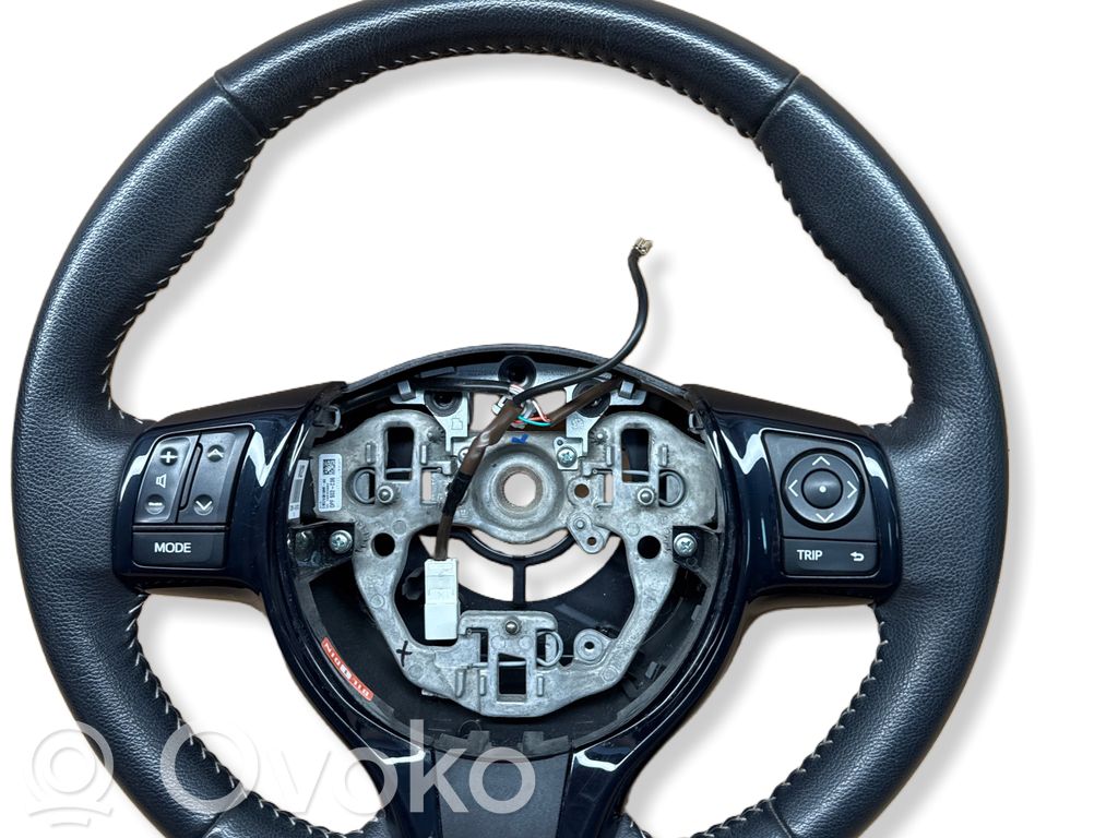 Toyota Yaris Kierownica 