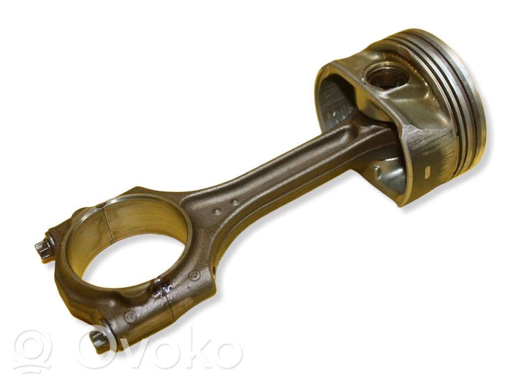 Volvo V60 Piston with connecting rod 