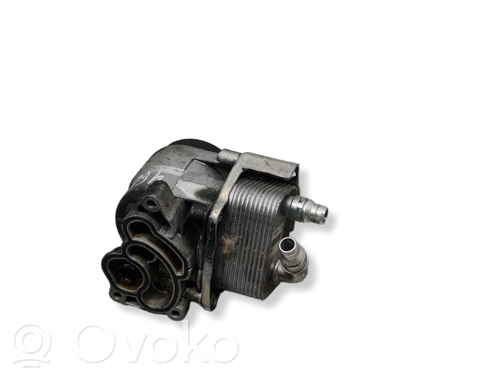Öljynsuodattimen kannake   B8316000,30243