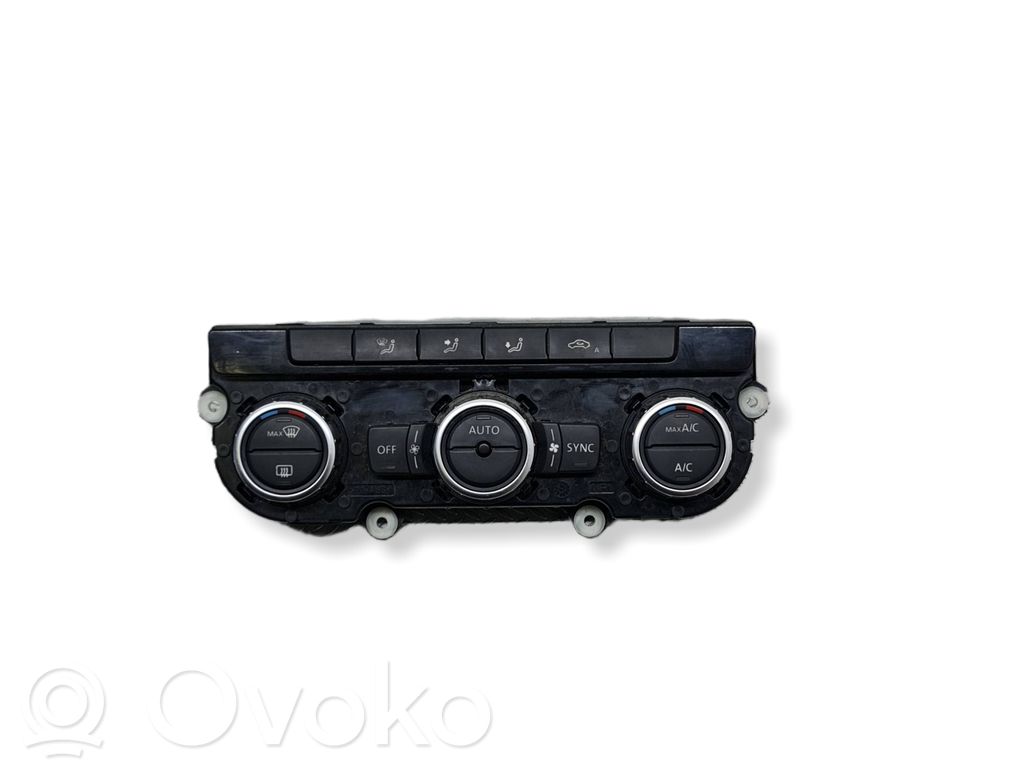 Volkswagen PASSAT B7 Climate control unit 