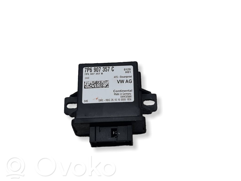Volkswagen Touareg II Light module LCM 