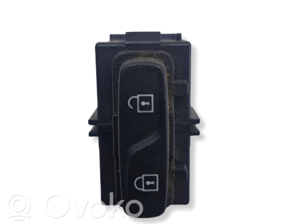 Volvo V70 Central locking switch button 