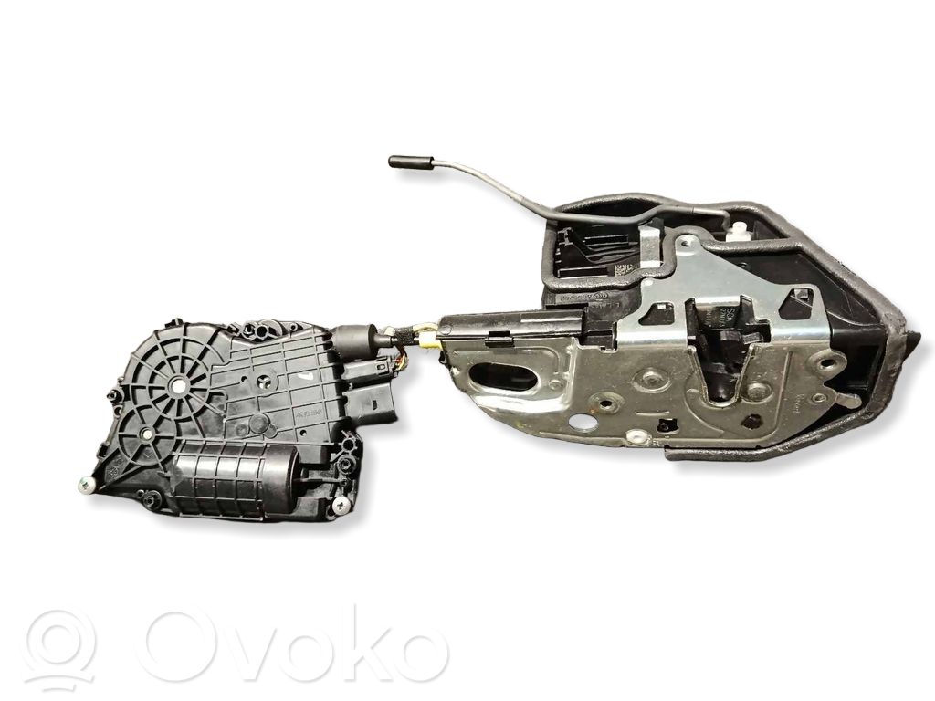 BMW X5M E70 Front door lock 