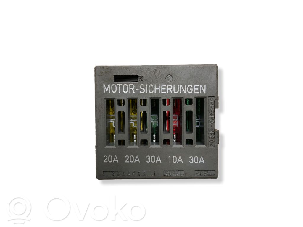 BMW X5 F15 Drošinātāju kaste (komplekts) 