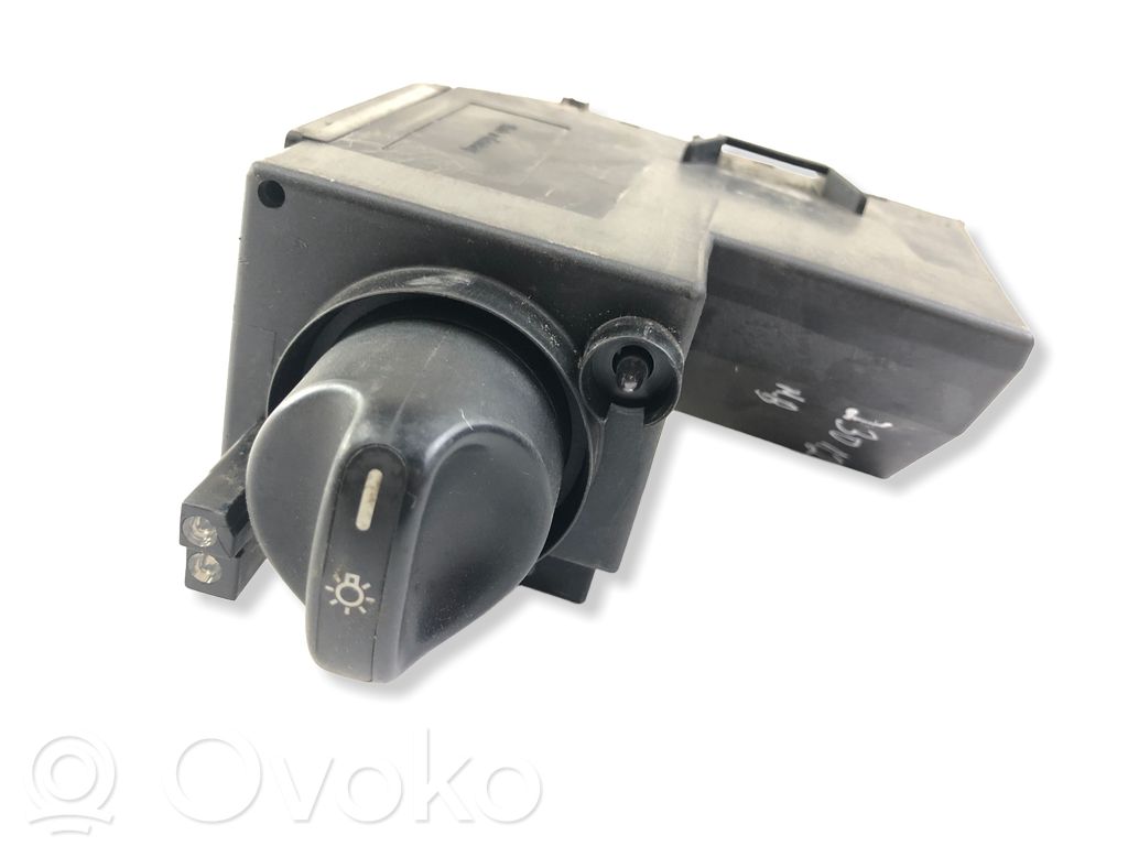 Mercedes-Benz E W210 Light switch 