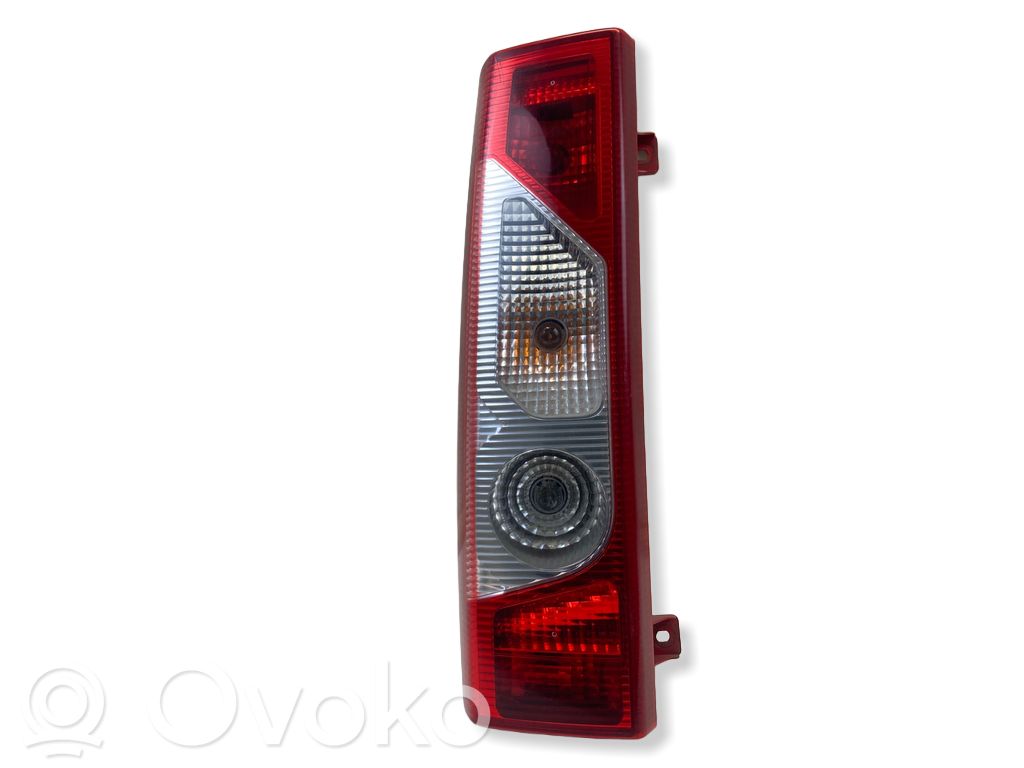 Rear/tail lights   6350AH
