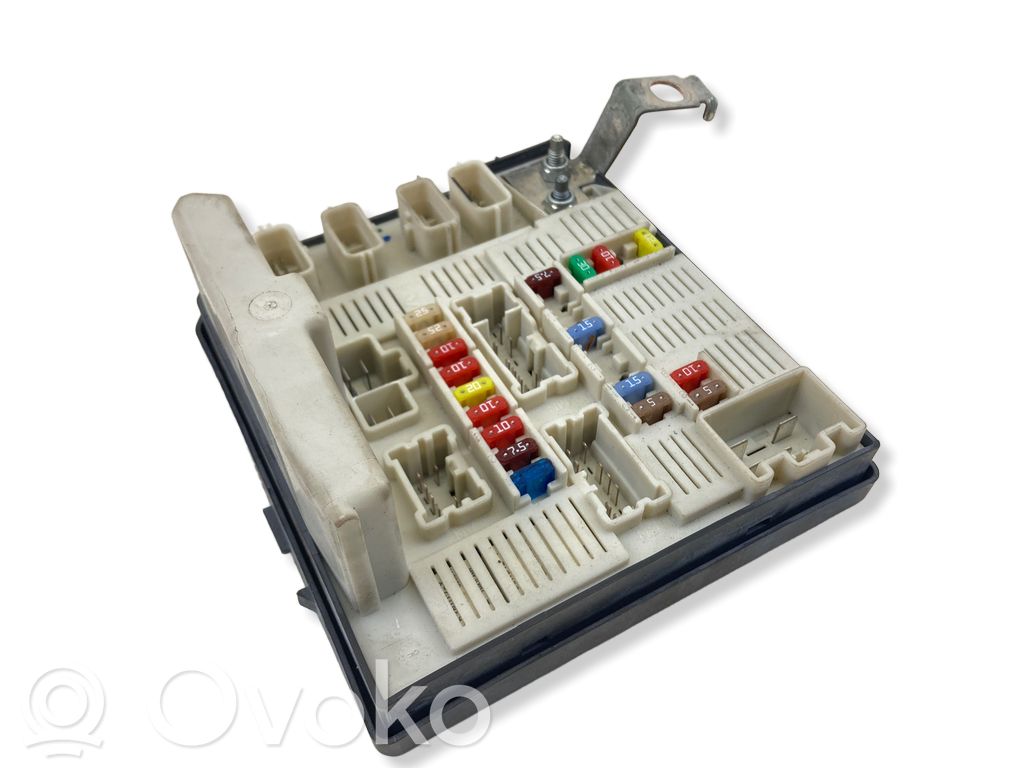 Renault Megane II Fuse module 