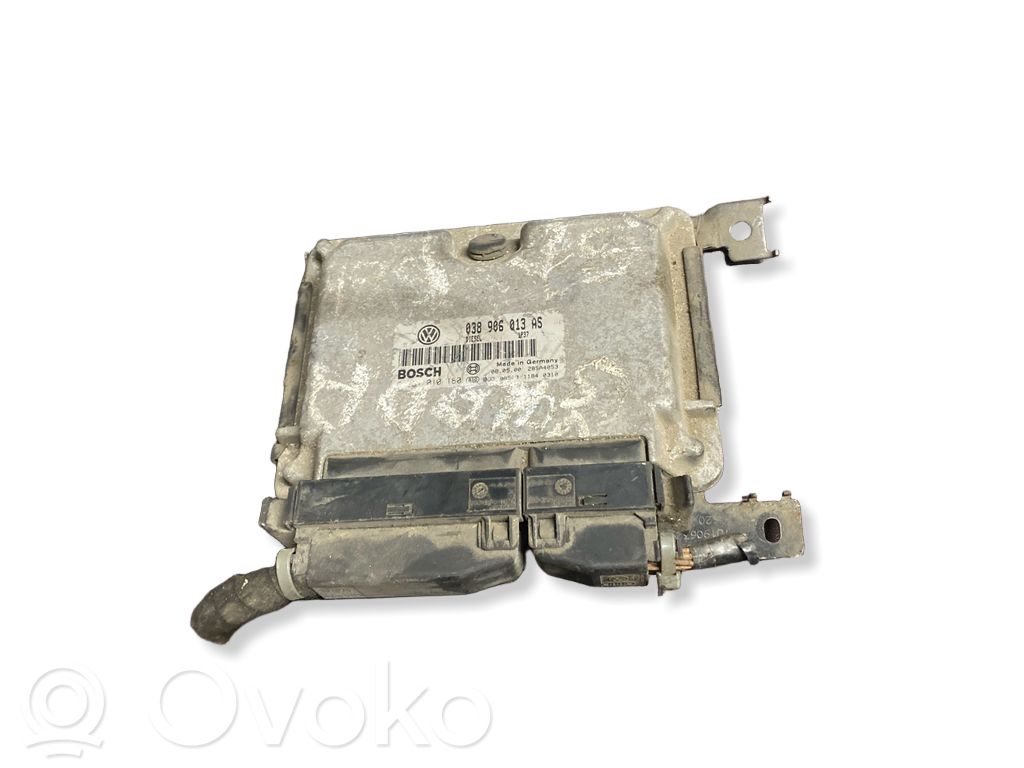 Skoda Octavia Mk2 (1Z) Engine control unit/module 