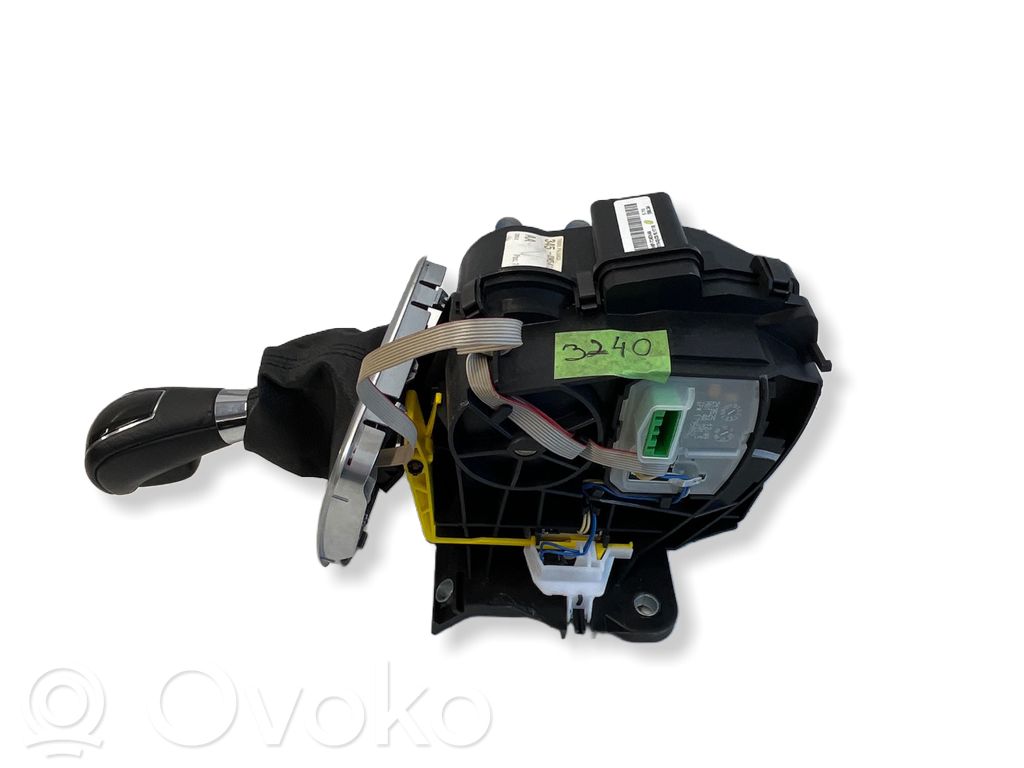 Selector caja de cambios   AV6P7C453AA,20130223
