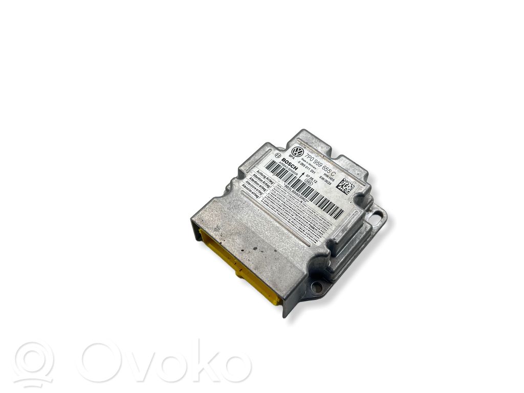 Volkswagen Touareg II Airbag control unit/module 