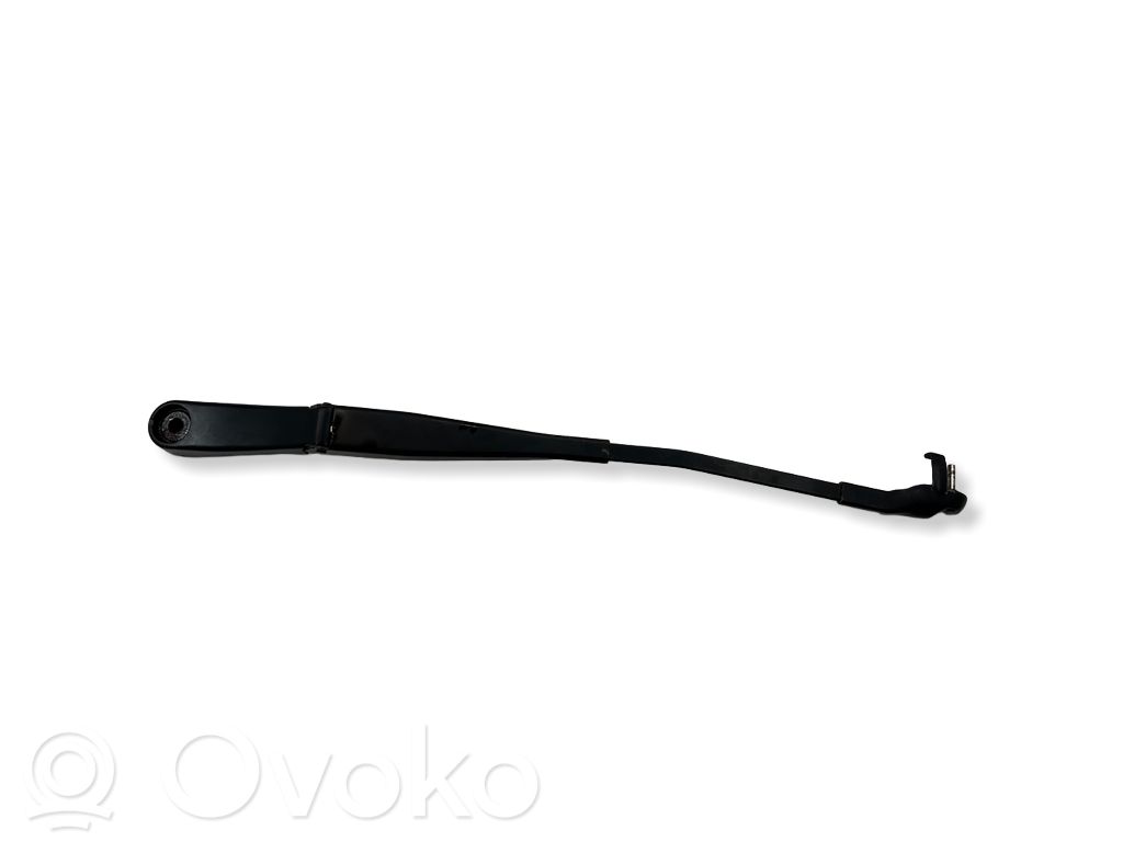 Volkswagen Touareg II Front wiper blade arm 