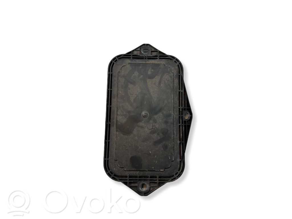 Volkswagen PASSAT CC Other engine bay part 