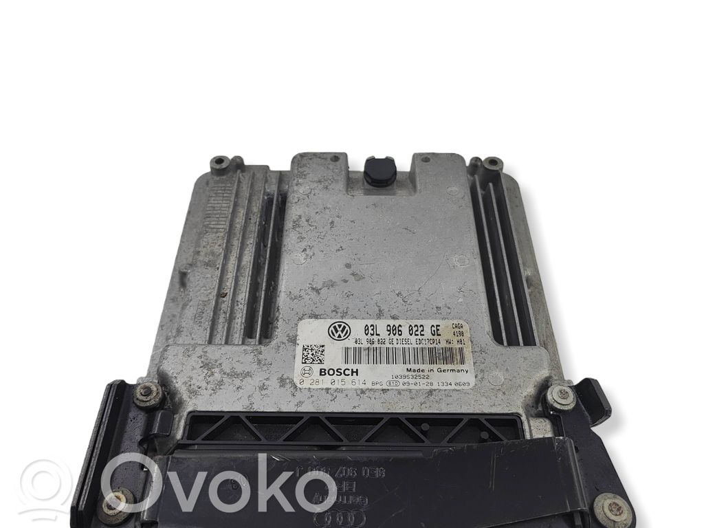 Audi A4 S4 B6 8E 8H Engine control unit/module 