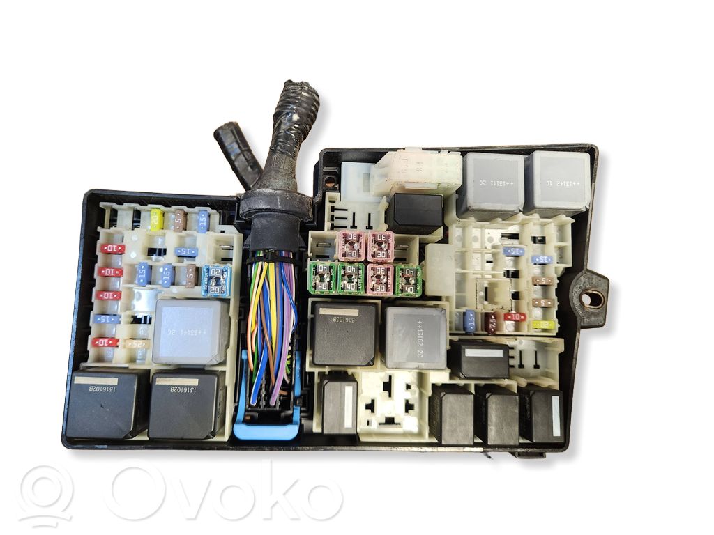 Fuse module   5B0Q10107,AV6T14A067AC