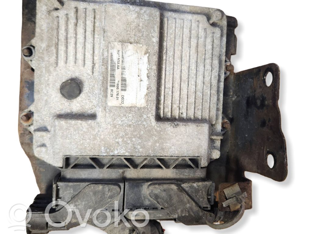ABS-pumppu   MJD602AA,7160017601