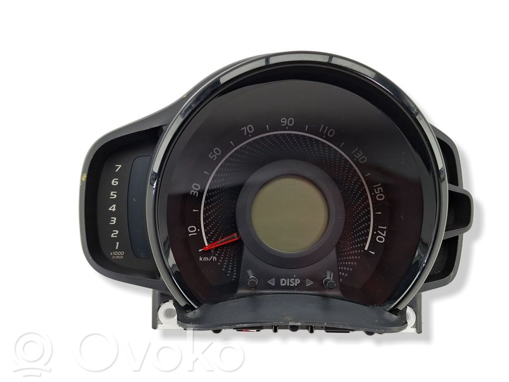 Toyota Aygo AB40 Spidometrs (instrumentu panelī) 