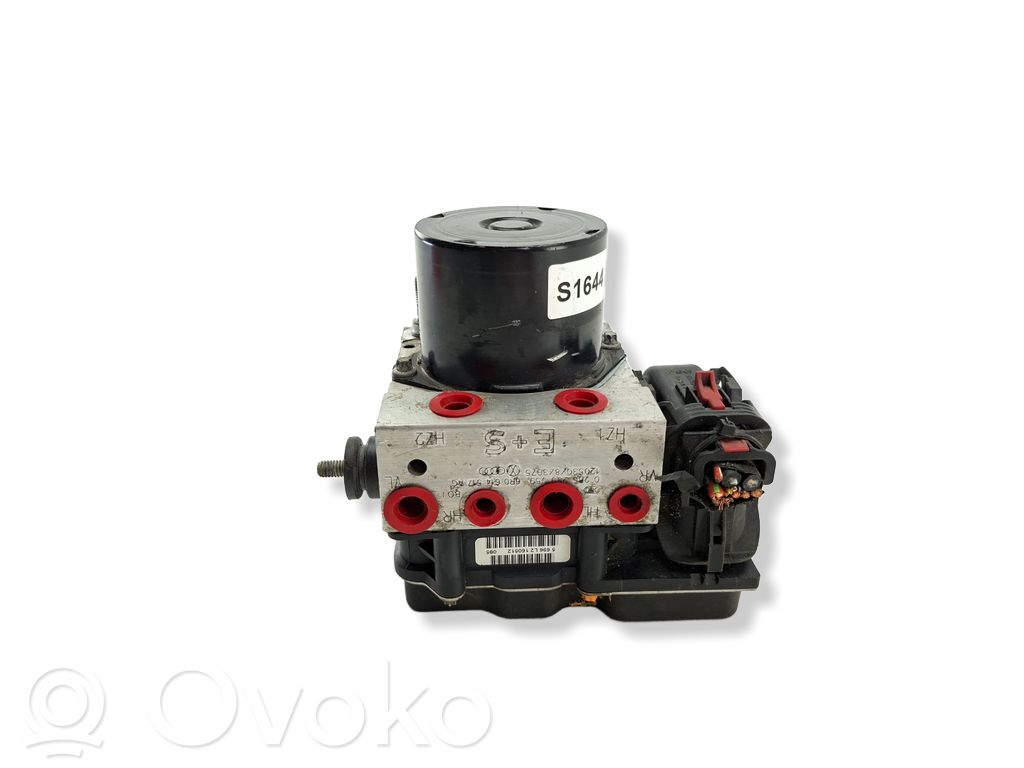 Skoda Fabia Mk2 (5J) ABS Pump 