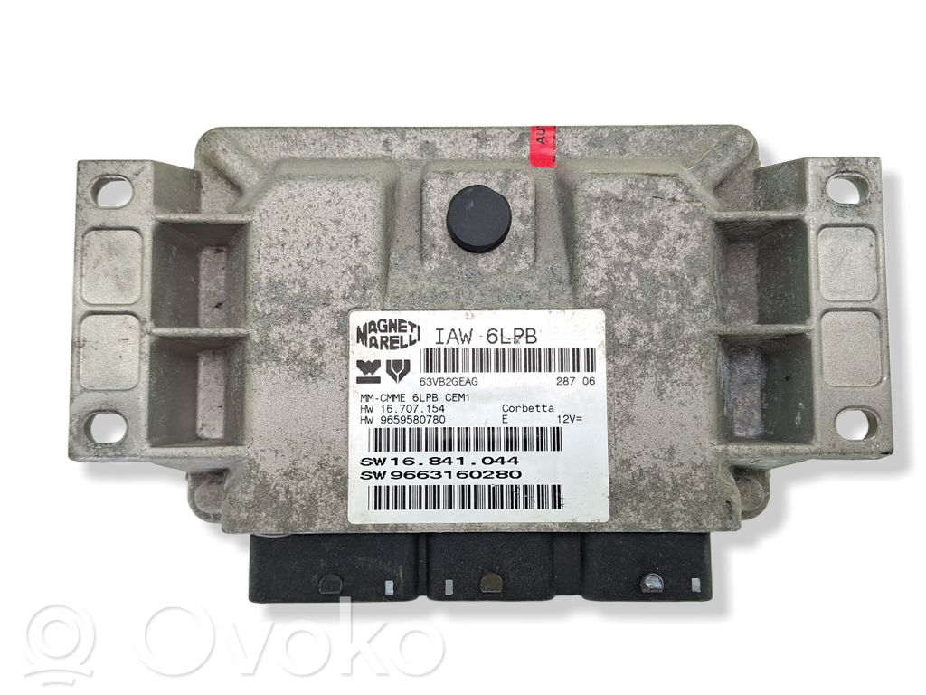 Peugeot 407 Engine control unit/module 