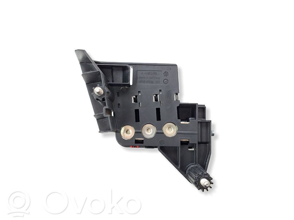 Relé de control de corriente   95B937517B,KB95B57B