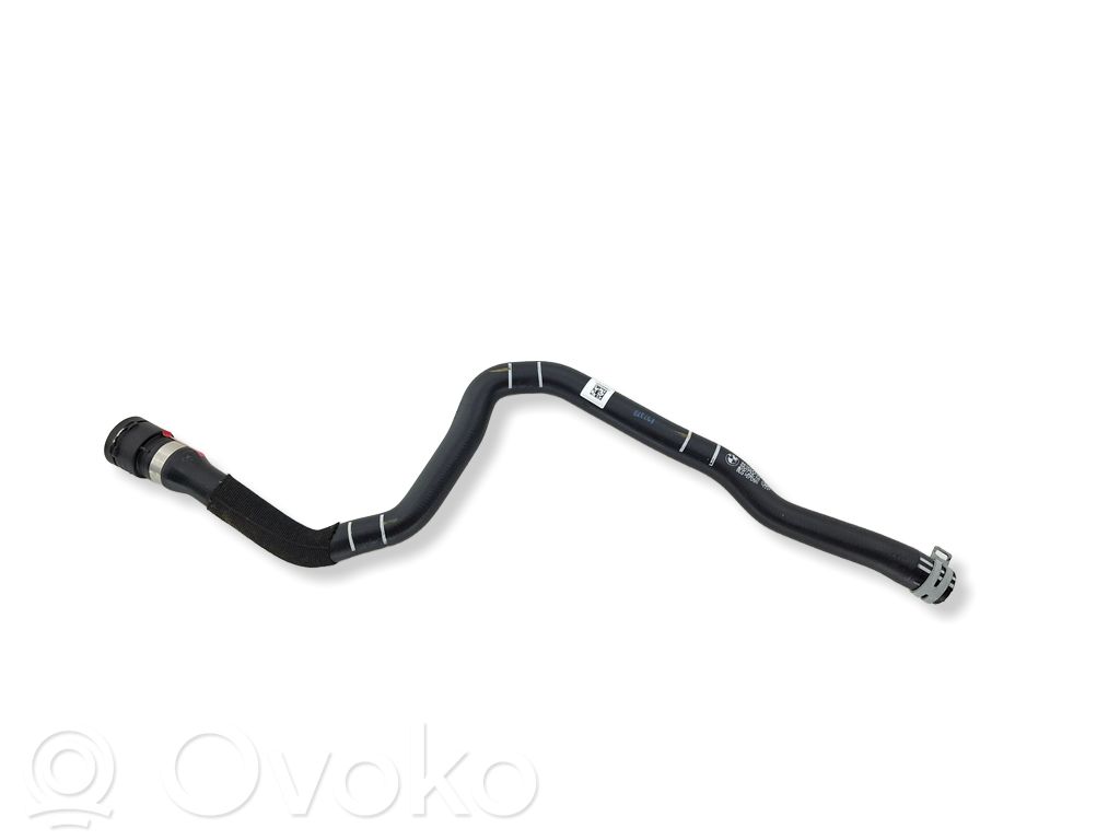 BMW i4 Engine coolant pipe/hose 