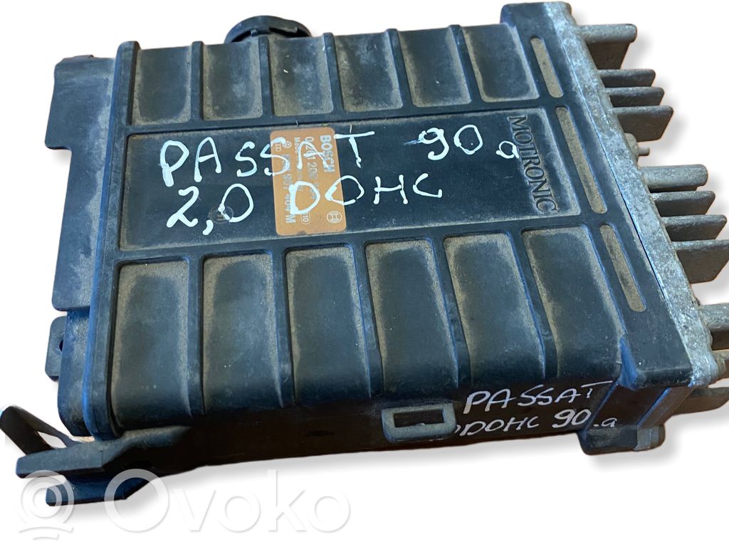 Volkswagen PASSAT B3 Engine control unit/module 